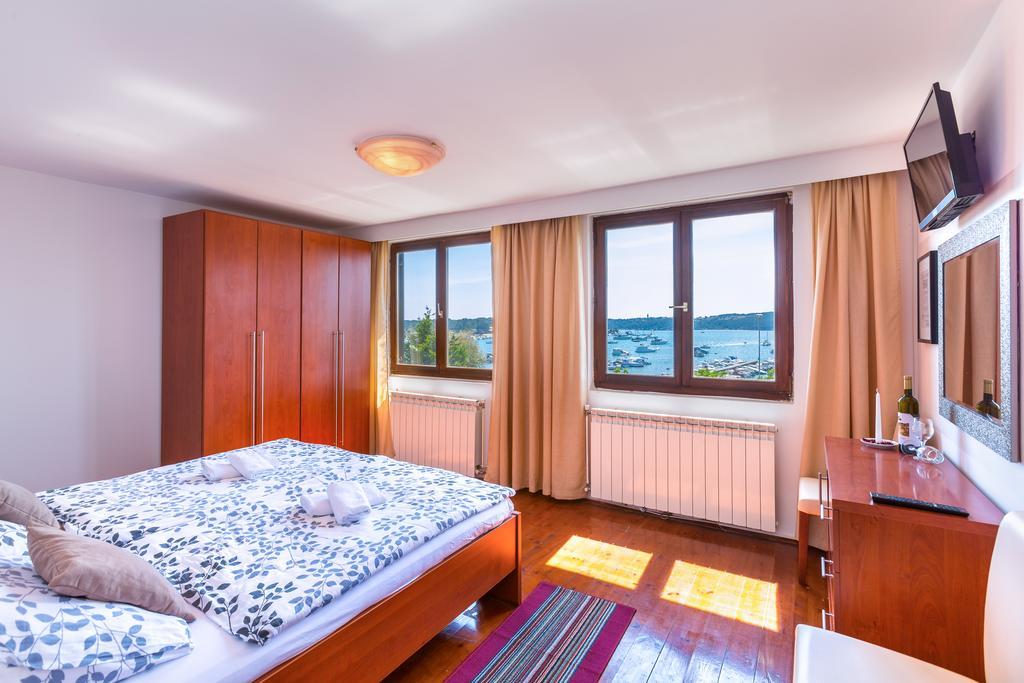 Bed & Breakfast La Fontana מדולין מראה חיצוני תמונה